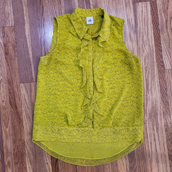 Cabi reign blouse #3071 (sm) - Picture 2 of 5